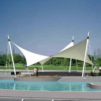 膜結(jié)構(gòu)遮陽傘，夏天的一處清涼