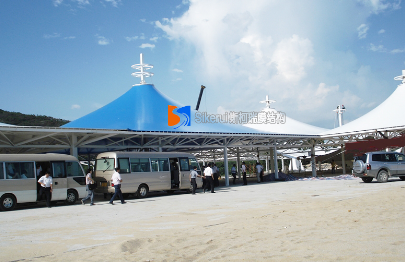 膜結(jié)構(gòu)公司介紹：張拉膜的特點