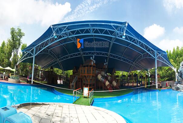 膜結(jié)構(gòu)遮陽雨棚與傳統(tǒng)混凝土罩棚相比哪個(gè)更好